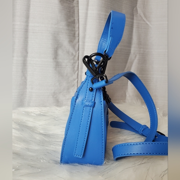 STEVE MADDEN sapphire blue bvilma quilted crossbody bag - Picture 6 of 8